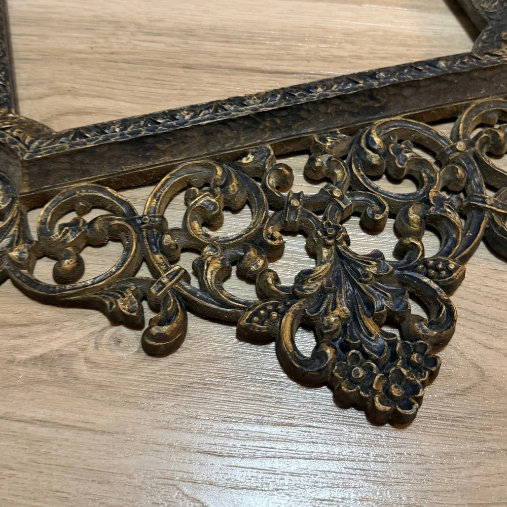 Vintage Syroco HOMCO Gothic Hollywood Regency Frame 32x19 USA Ornate